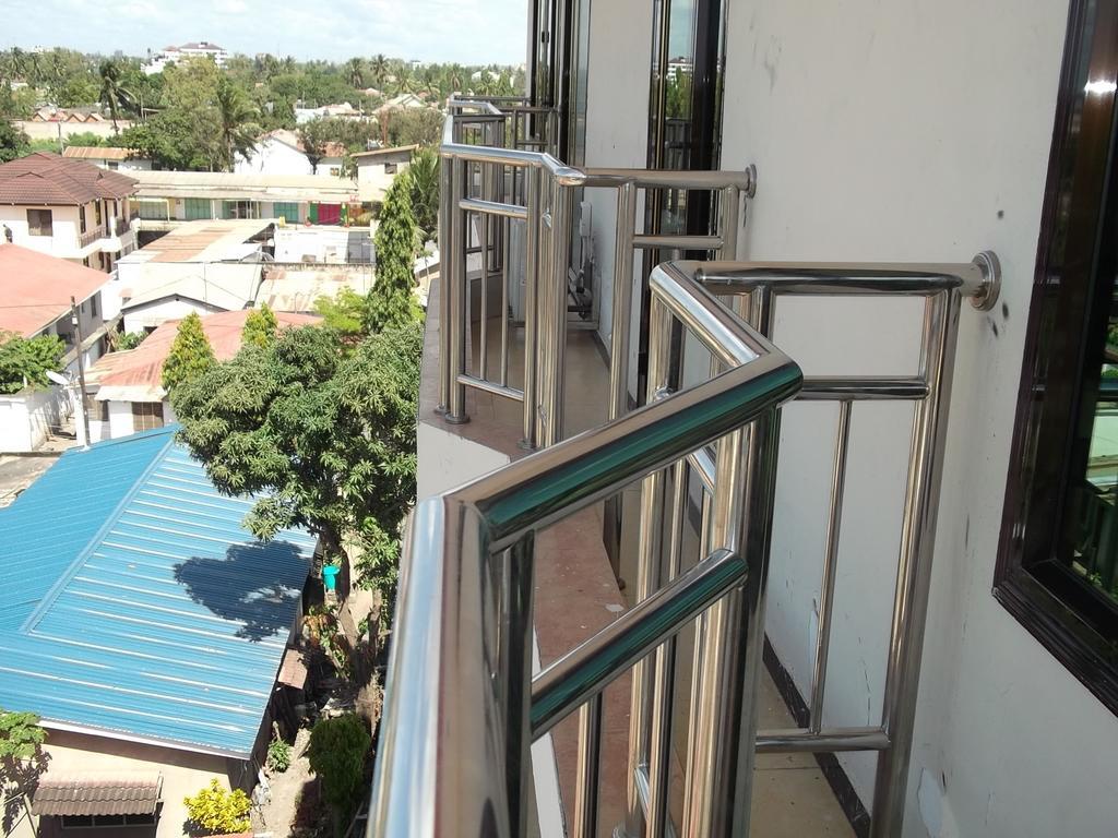 Star City Hotel Дар-эс-Саламе Номер фото